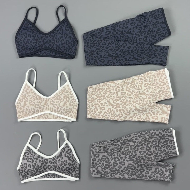Pilates Yoga Clothes - ชุดโยคะ 2 ชิ้น ลายเสือดาว สายรัดบาง บราออกกำลังกาย