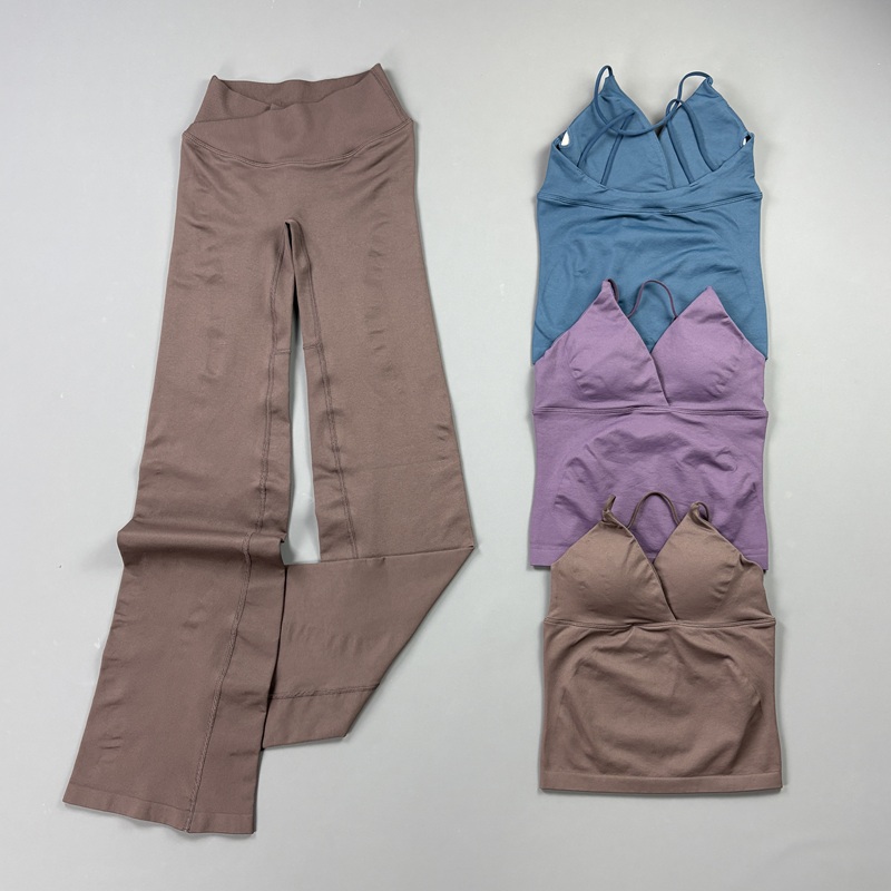 Pilates Yoga Clothes - ชุดโยคะออกกำลังกายไร้รอยต่อสำหรับผู้หญิง 2 ชิ้น เสื้อกล้ามสายเดี่ยวบาง กางเกงเลกกิ้งเอวไขว้ทรงบาน ช่วยกระชับสะโพก