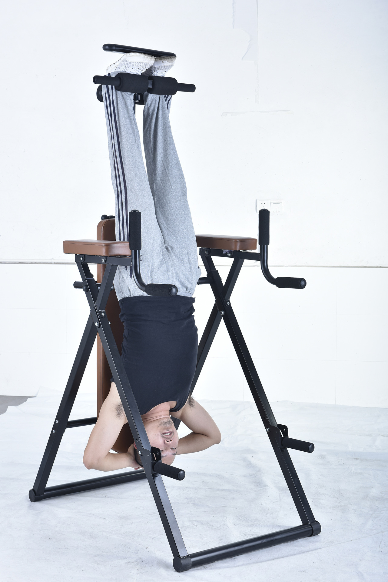 เครื่องยืนกลับหัวอเนกประสงค์แบ - Inversion Table Fold บทวิจารณ์และราคา
