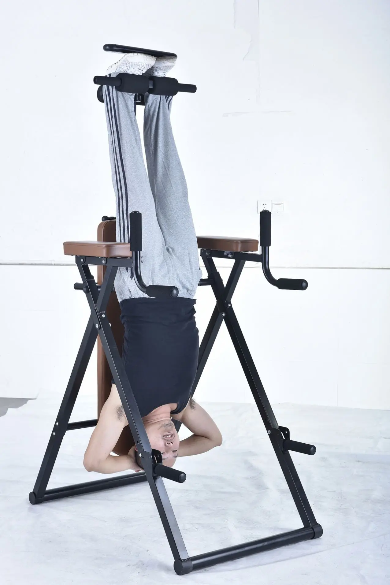 เครื่องออกกำลังกายแบบกลับหัวอเ - Inversion Table Fold บทวิจารณ์และราคา